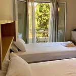 Hotel Mpiritis Mare *