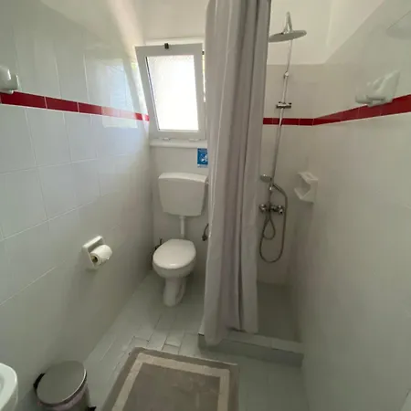 Hotel Mpiritis Mare *