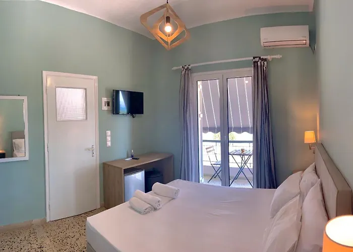 Hotel Mpiritis Mare *